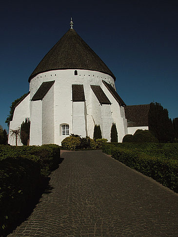 Østerlarskirke Fotos